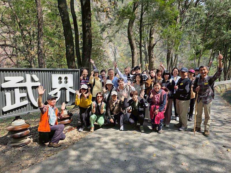 115年4至6月假日旅遊開跑 高雄救國團邀民眾共賞春季美景