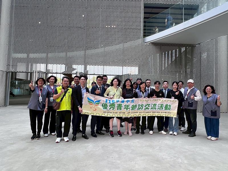 臺中青年節盛會 百位優秀青年綻放光芒