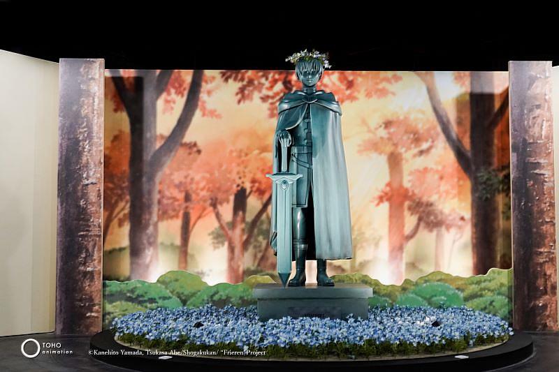 展場內設有動畫中的經典場景，讓粉絲像走進作品世界中。