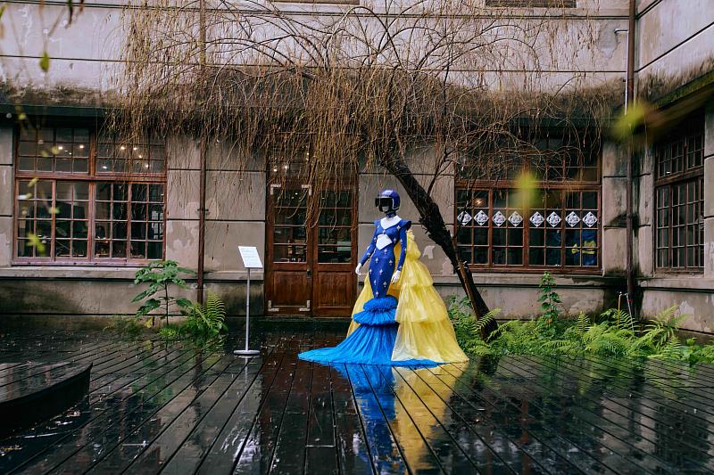 訂製禮服《逆風的人》。（Shawn Sun孫邦維攝）