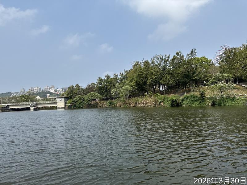 竹市府完成第三區清淤 跨單位聯手攔截布袋蓮