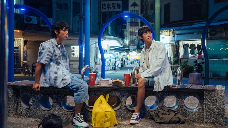 0_《向流星許願的我們》劇照-中央第一商場
