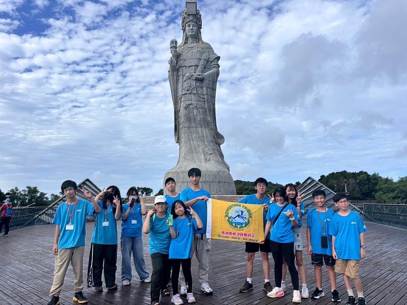 藍眼淚再現2026夏夜 救國團推馬祖跳島營