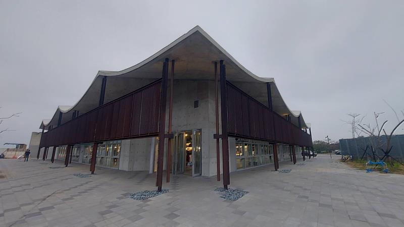 竹風漁市開幕2個月吸引逾60萬人次朝聖。