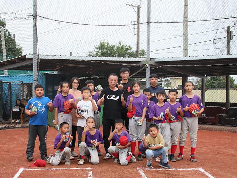 翁章梁備戰西武巨蛋開球！ 率「嘉義優鮮」深化日本市場