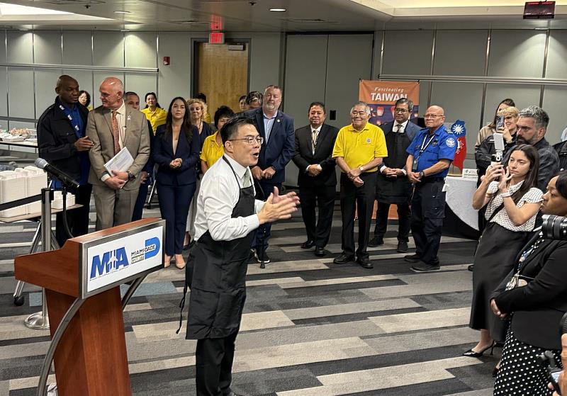 台灣首次於邁阿密機場舉辦感恩餐會 向TSA工作人員致敬