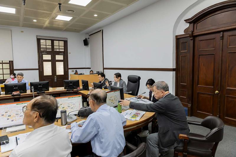 第36次交通改善小組會議，高虹安市長推動3大路段改善。