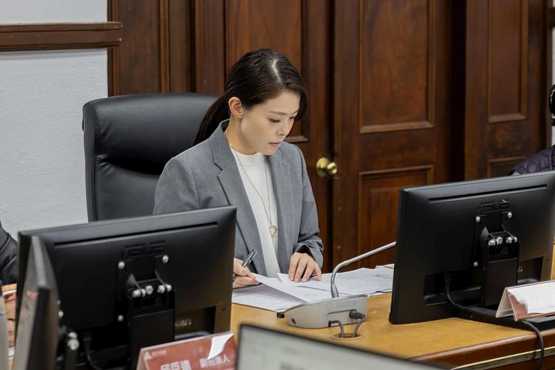 第36次交通改善小組會議,高虹安市長推動3大路段改善。