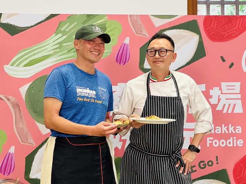 客庄油蔥酥料理製作秀。