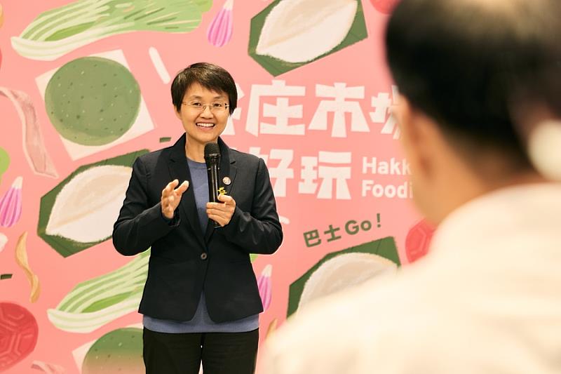 客委會古秀妃主委致詞。