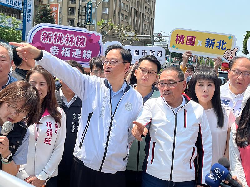 雙市長實地瞭解路線規劃。