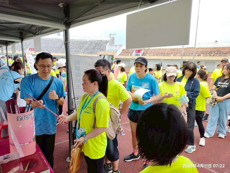 趣味有獎徵答換取宣導品