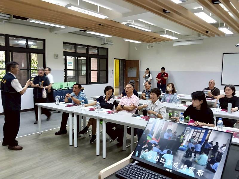 校長 課程諮詢與 AIoT 新人才實驗班簡介