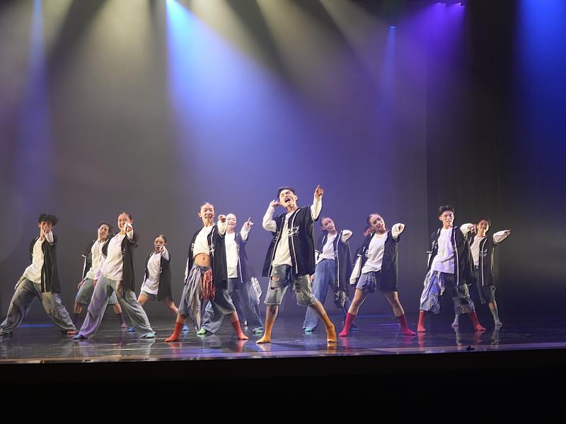 終章《看見臺灣 We are Taiwan》，以青春與音樂交織，展現臺灣多元共融的文化精神