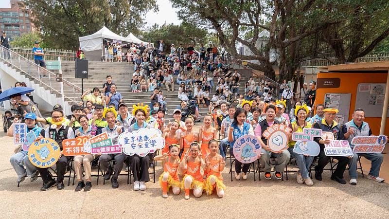 新竹市「童享健康 安全童樂」首場於動物園熱鬧登場。
