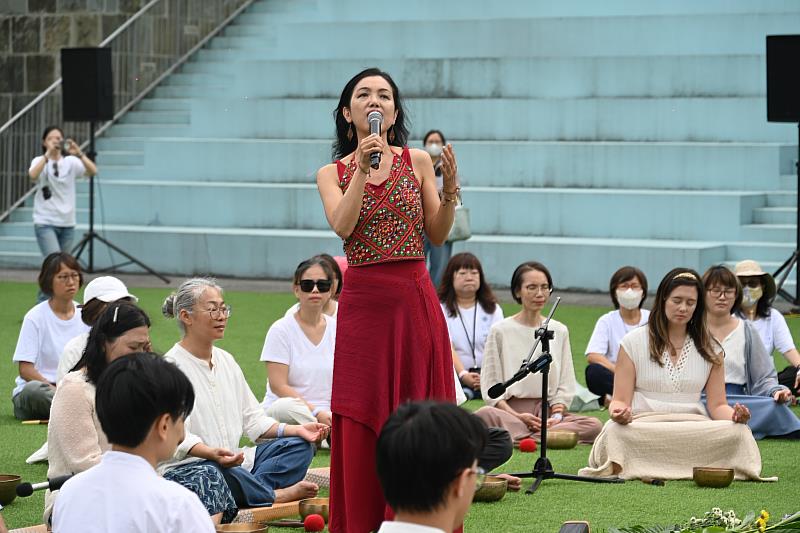 百人頌缽齊鳴超震撼！臺東「自然醒慢活祭」啟動 引領療癒新風潮