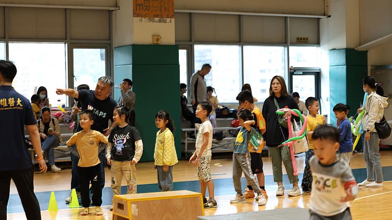 NH超級玩家兒童節活動登場，親子同樂，吸引近400人參與。