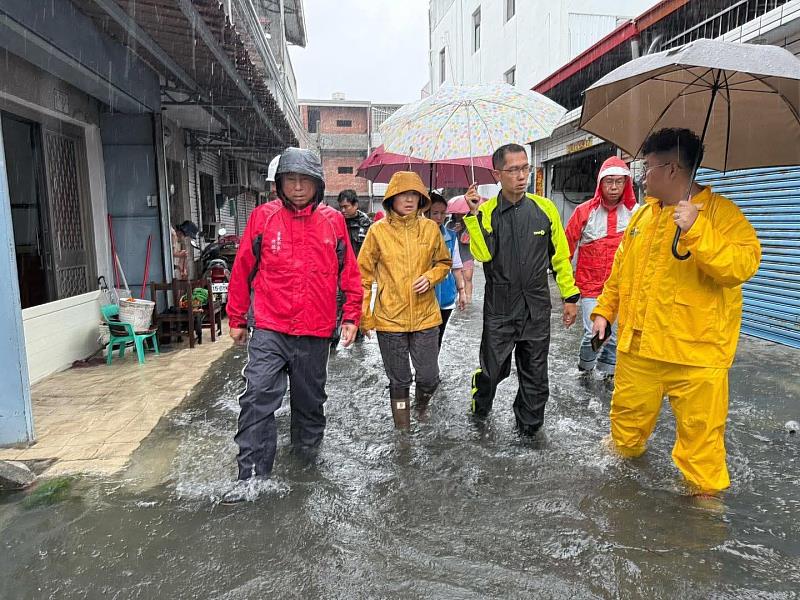臺東豐榮路69巷逢雨成災 縣府拍板每戶補助5萬元設置防水閘門
