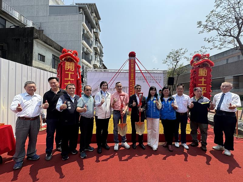 大合照。