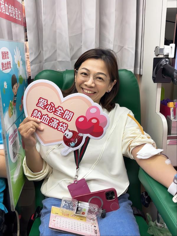 工安部經理響應捐血活動。