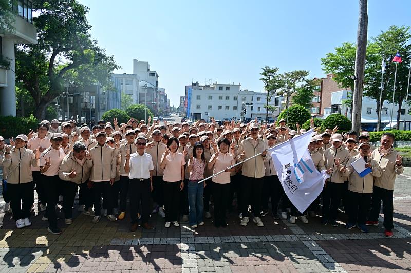 全中運臺東代表隊熱血出征！饒慶鈴今授旗