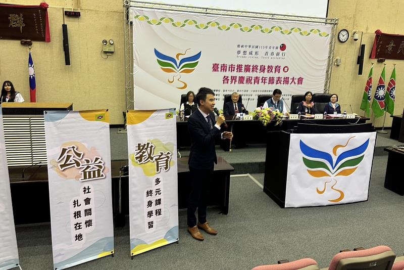 南大EMBA校友林冠維分享持續投入公共事務的歷程，強調以行動回應民意，展現深耕地方的服務理念。