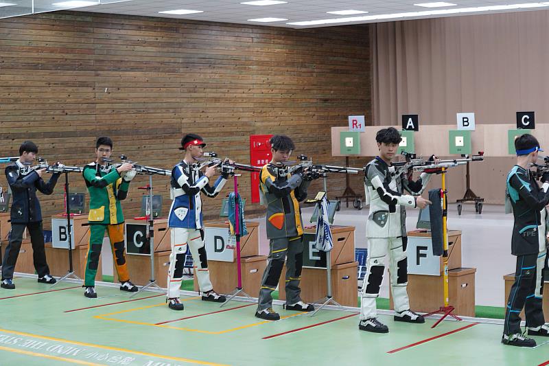 全中運射擊賽落幕，南崁高中5金7銀稱霸靶場，陳宥安單日雙破紀錄。