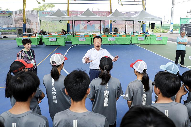 翁章梁關心全中運軟網賽事 勉勵嘉義選手在主場爭取佳績
