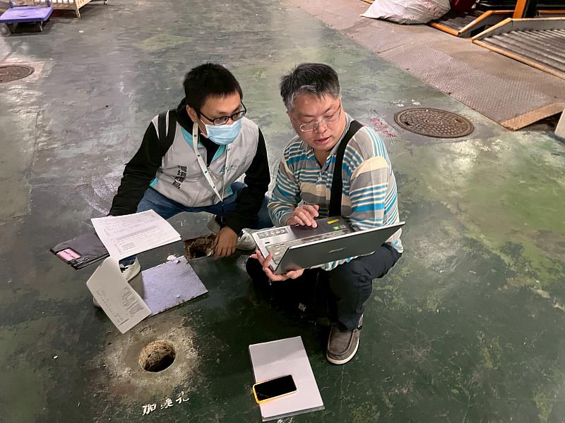 辦理業者廢水處理設施現場許可比對。