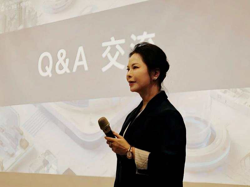 國立雲林科技大學產學長暨計畫主持人張岑瑤說明競賽主題。