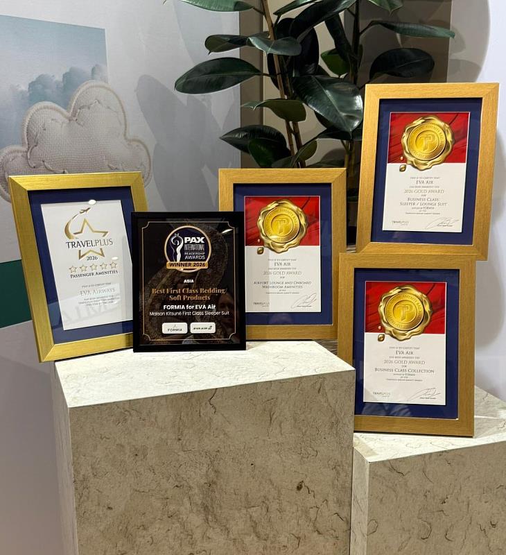 長榮航空此次從TravelPlus和PAX International雜誌所舉辦的頒獎典禮中，一舉榮獲多項大獎肯定，感謝全球旅客的充分信任與好評迴響。
