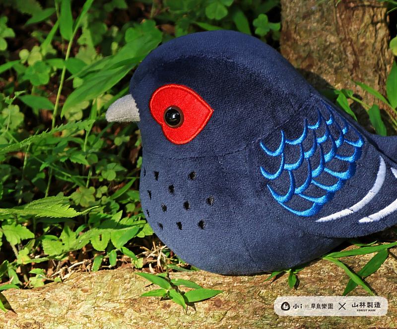 活動期間觀影次數排名前五名者，另可獲得帝雉布偶1隻