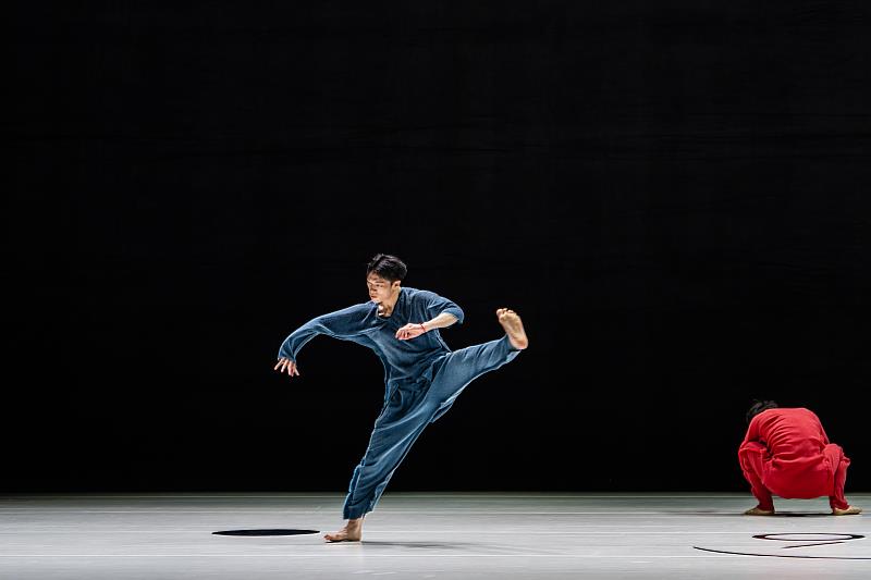 雲門舞集《來》劇照_攝影 陳建豪03