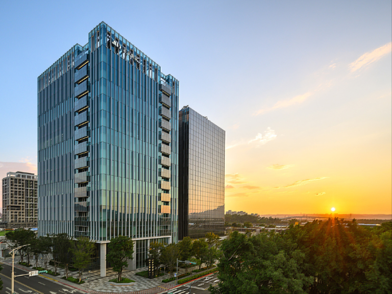 正大樂富大樓，榮獲國際綠建築雙認證，樹立健康商辦標竿