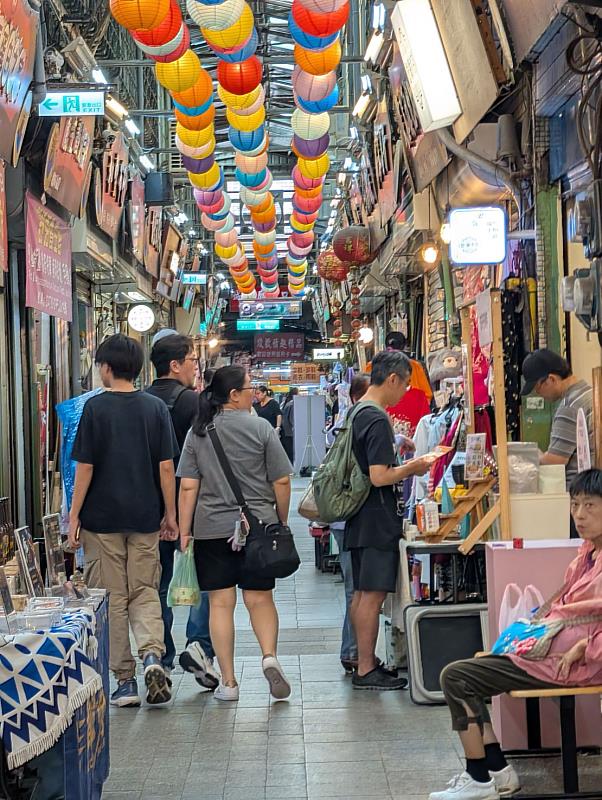 中央商場舉辦舊城派對活絡舊城商圈。