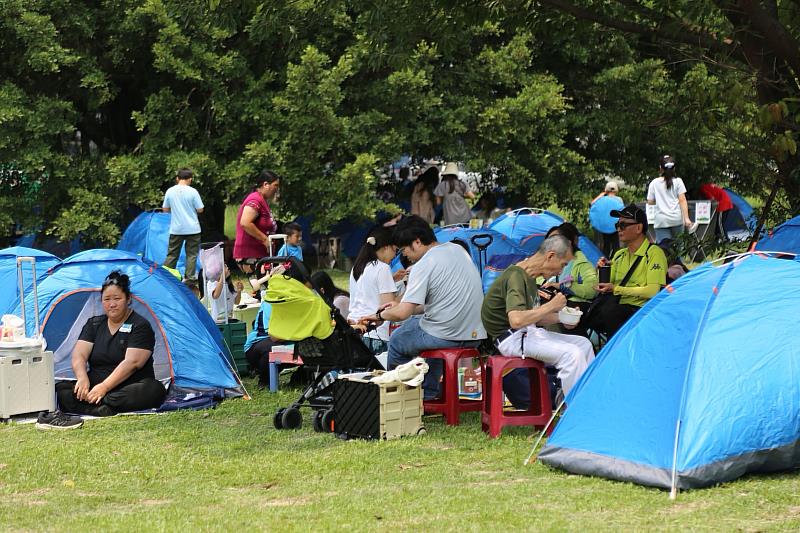 無痕野餐鼓勵民眾自備環保餐具與水壺，並帶走垃圾和廚餘，實踐友善環境的淨零生活。