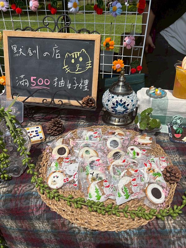 學生自製的創意餅乾，造型趣味可愛與美味兼具。