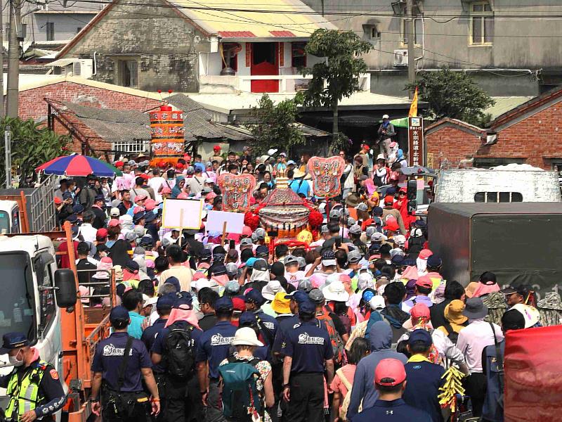 大甲媽祖遶境新港迎駕典禮，「善」的力量團結人心