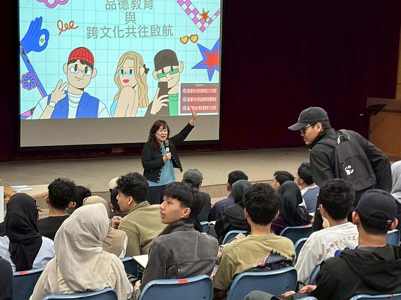 有獎徵答單元,吸引同學們熱烈參與。