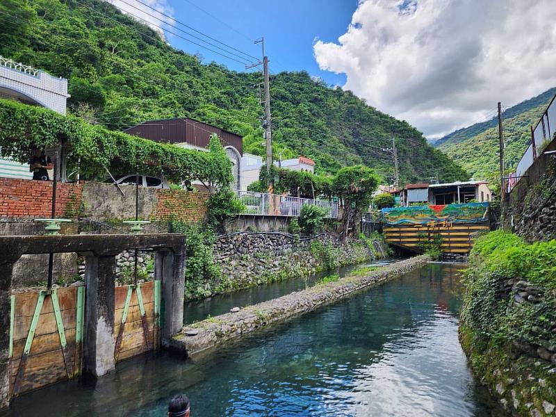 二峰圳