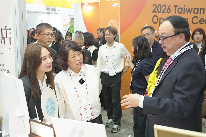 昇菘超市董事長林佑龍再次參訪嘉義市館。