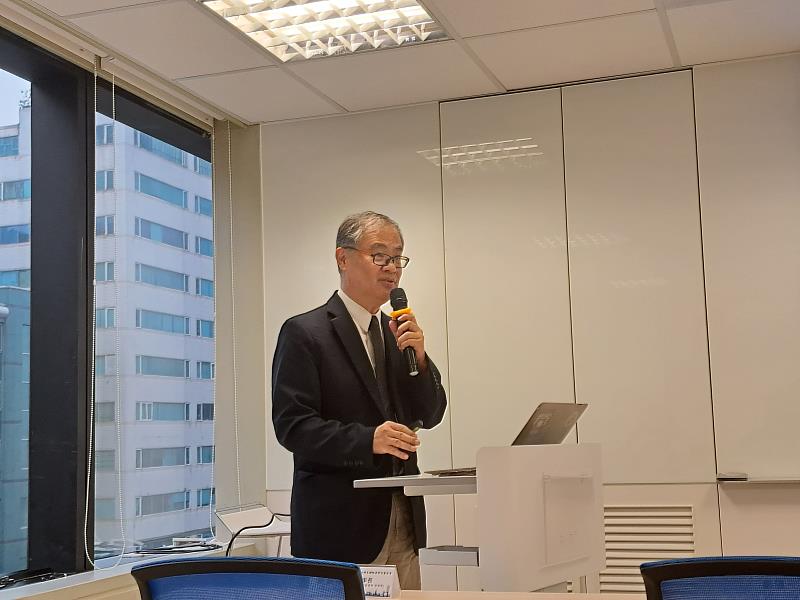 將捷集團與結元能源開發總經理洪向民分享，地熱具備24小時穩定運轉的「基載」特性。