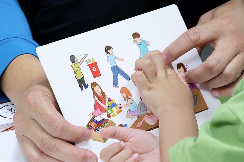 花蓮慈院醫事室表示，秀林全人整合照護計畫將持續讓更多家庭在孩子發展的重要階段獲得及時的支持，共同守護兒童健康成長。