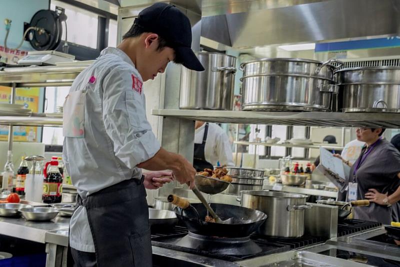 參賽者每道料理都蘊藏著不浪費的用心。