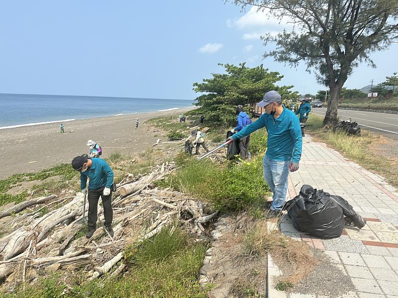 林業及自然保育署屏東分署攜手企業守護枋山海岸保安林