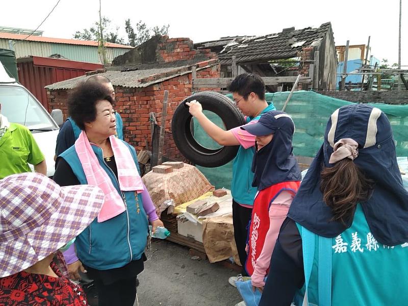 布袋防疫總動員  健走滅蚊護家園