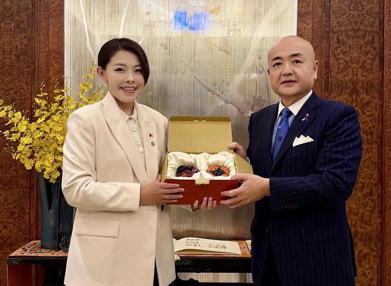 高虹安市長會晤日本台灣交流協會代表片山和之。