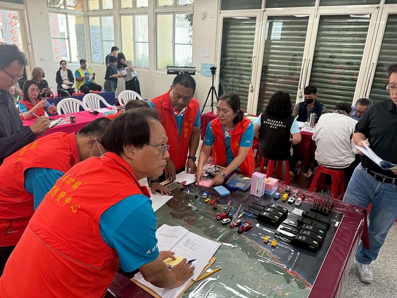 臺東縣政府攜手成功鎮公所辦理桌上示範演習