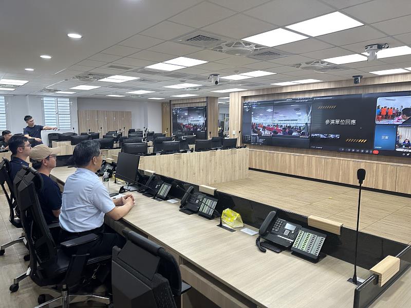 臺東縣政府攜手成功鎮公所辦理桌上示範演習