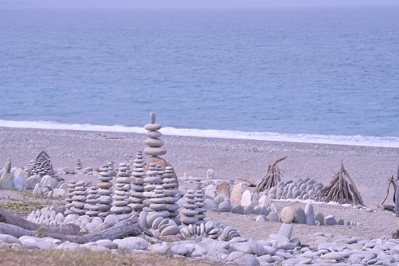 所有作品將於七星潭藍天廣場周邊展出